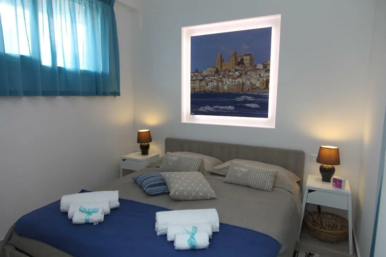 Emma'S House Apartment Cefalu 0*,